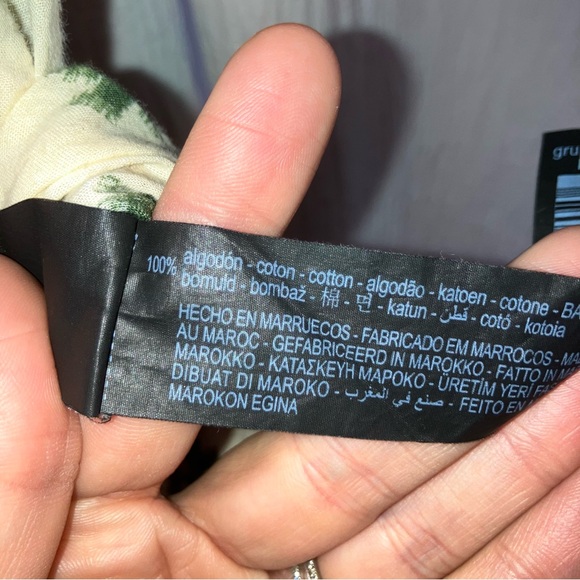 Zara Geometric Midi Dress - Picture 8 of 9